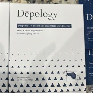 20 patches, 10 pairs of Depology Serum-Infused Micro Dart Patches. New